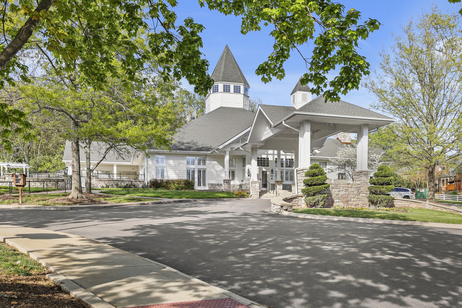504 Kendall Ct