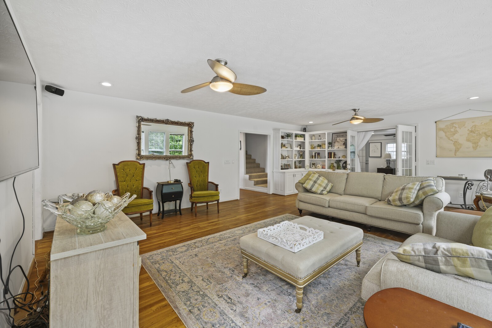 672 Old Snow Hill Rd