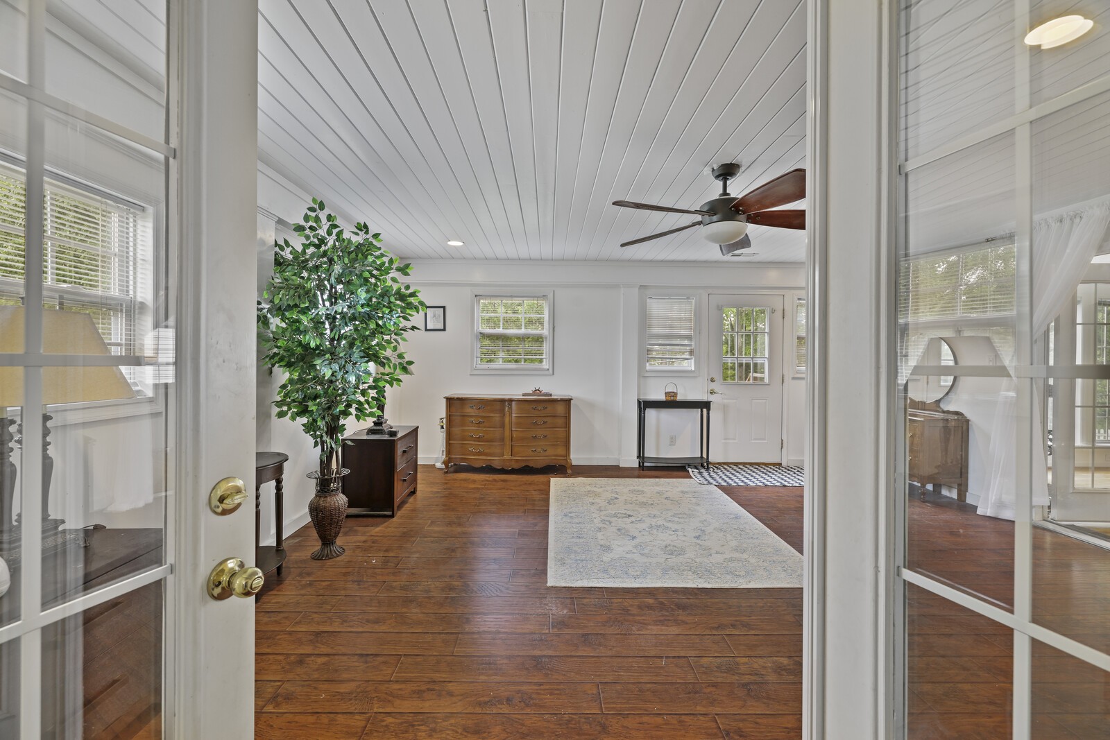 672 Old Snow Hill Rd