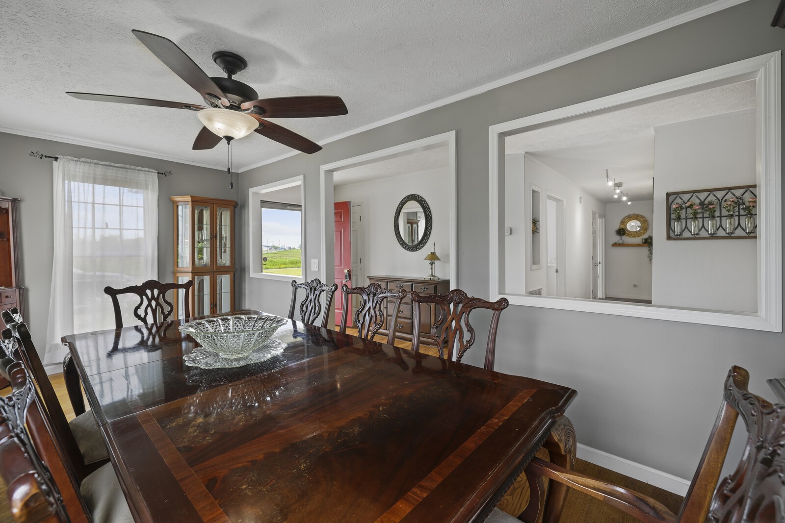 672 Old Snow Hill Rd
