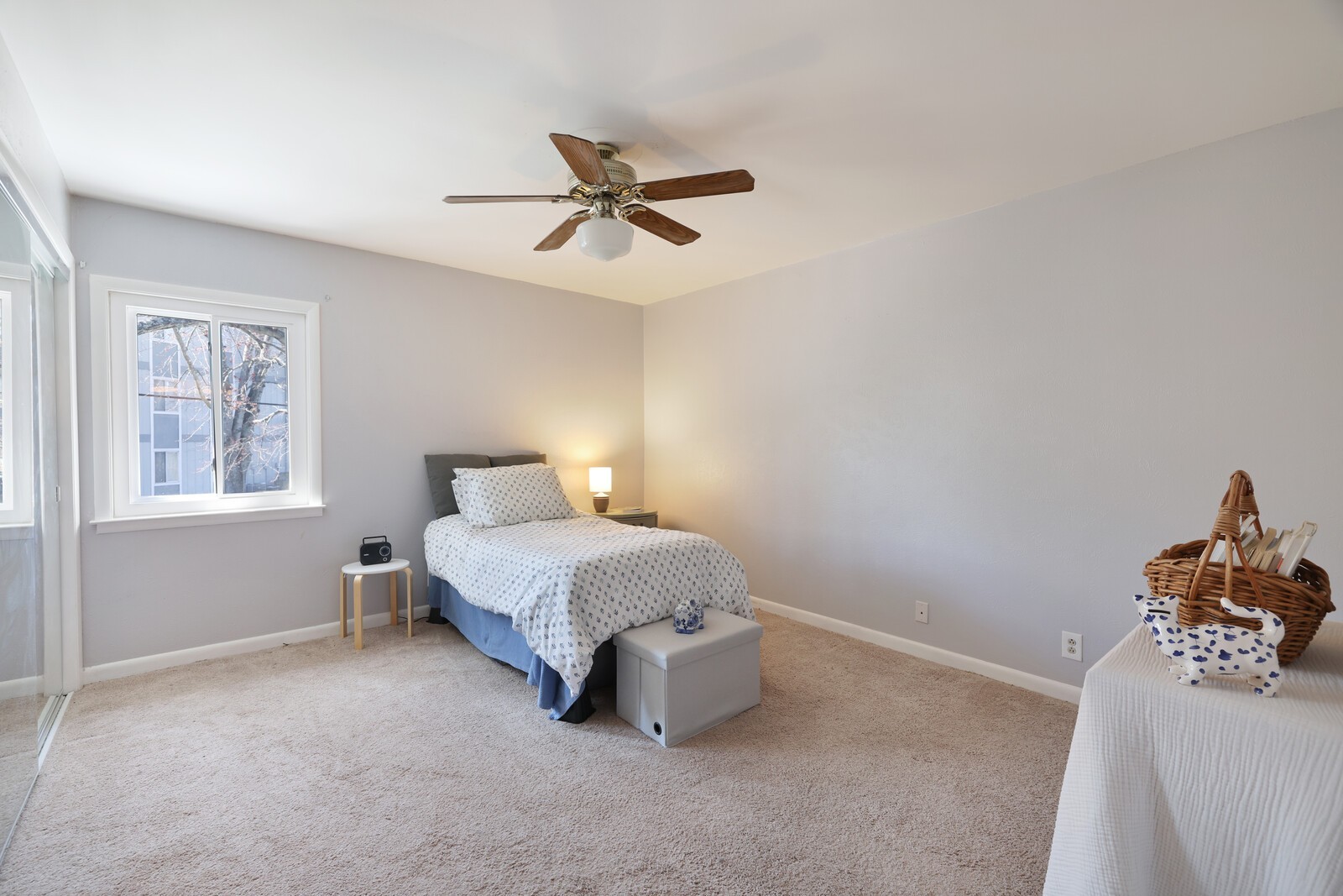 21 Vaughns Gap Rd Unit: A24
