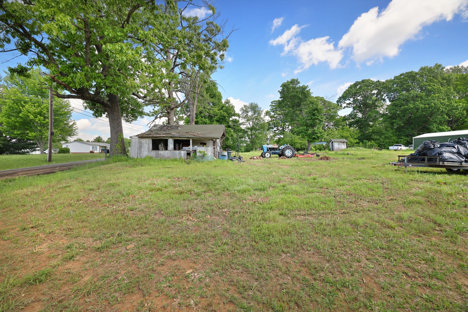 155 E Biggs Rd