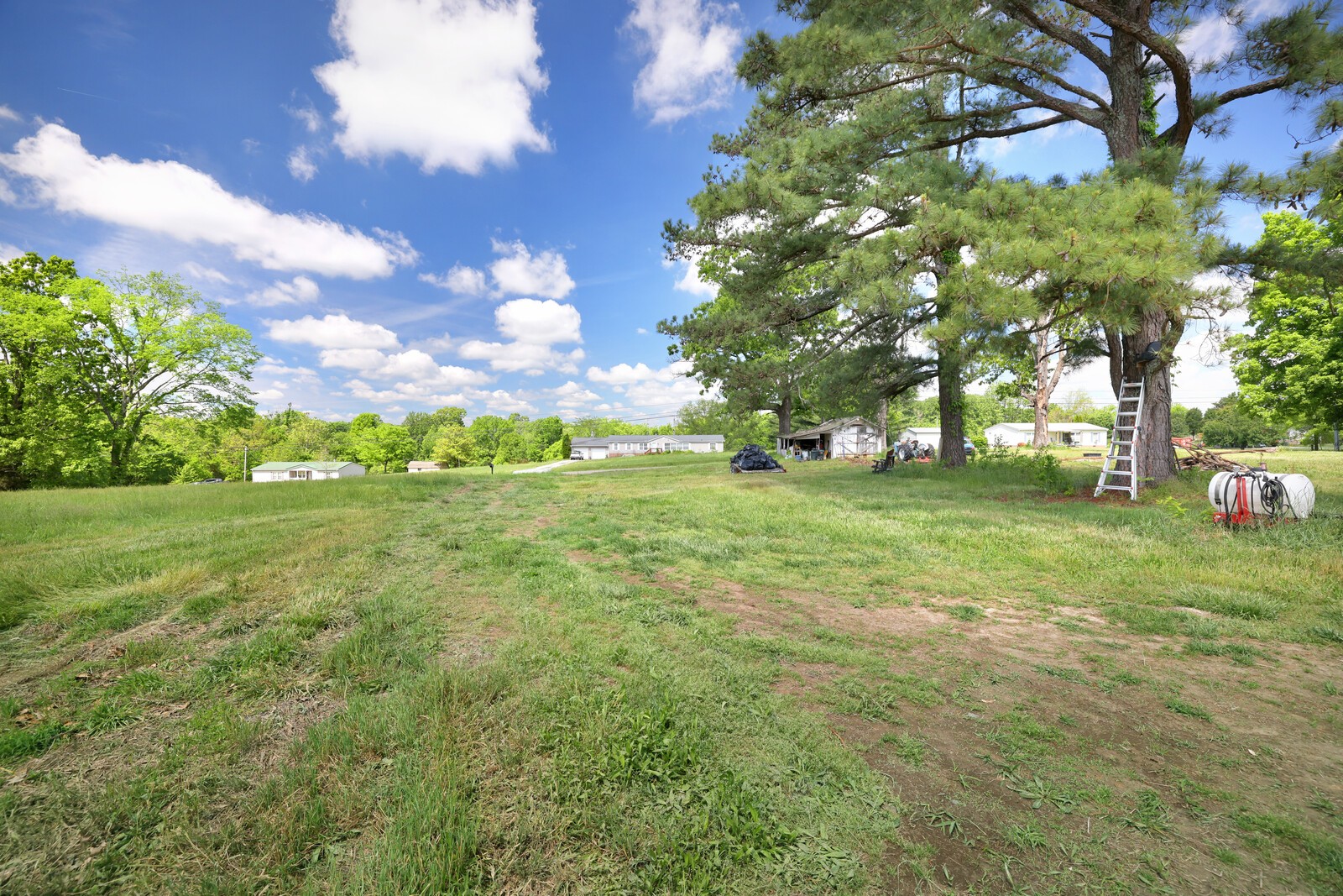 155 E Biggs Rd