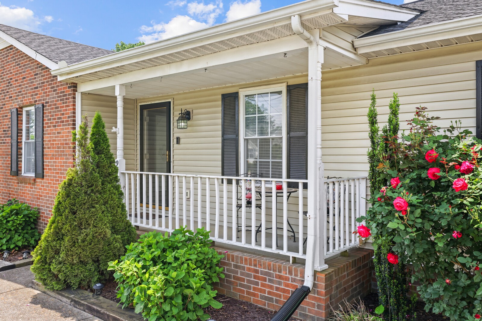 275 Sanders Dr