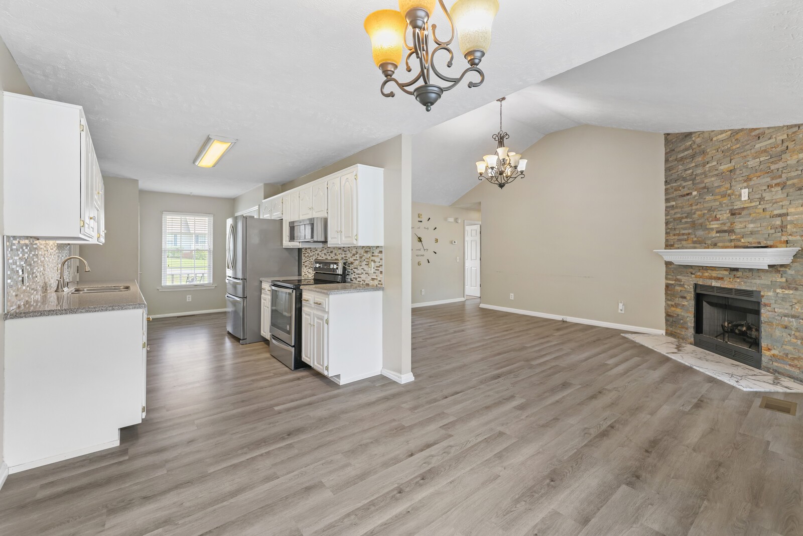 275 Sanders Dr