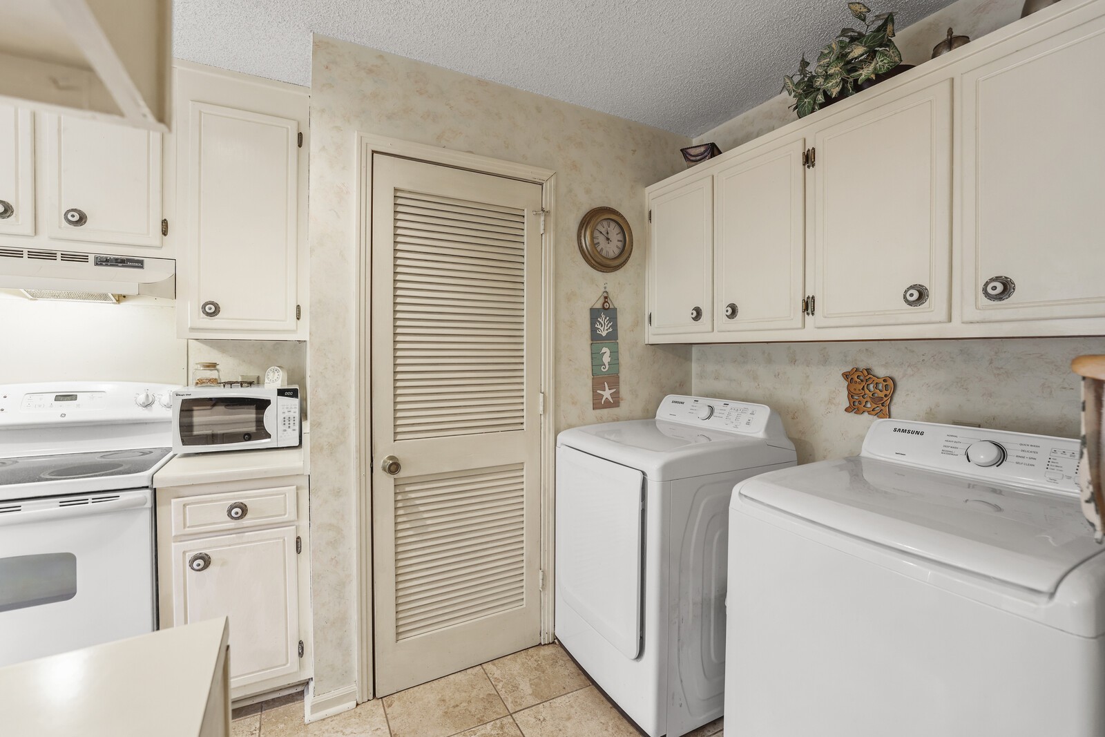 119 Lakebrink Dr