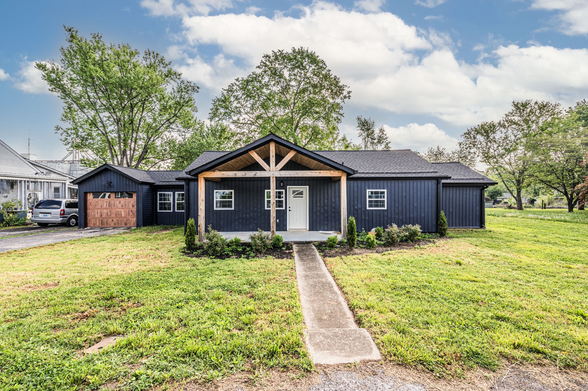 204 Wilson Ave