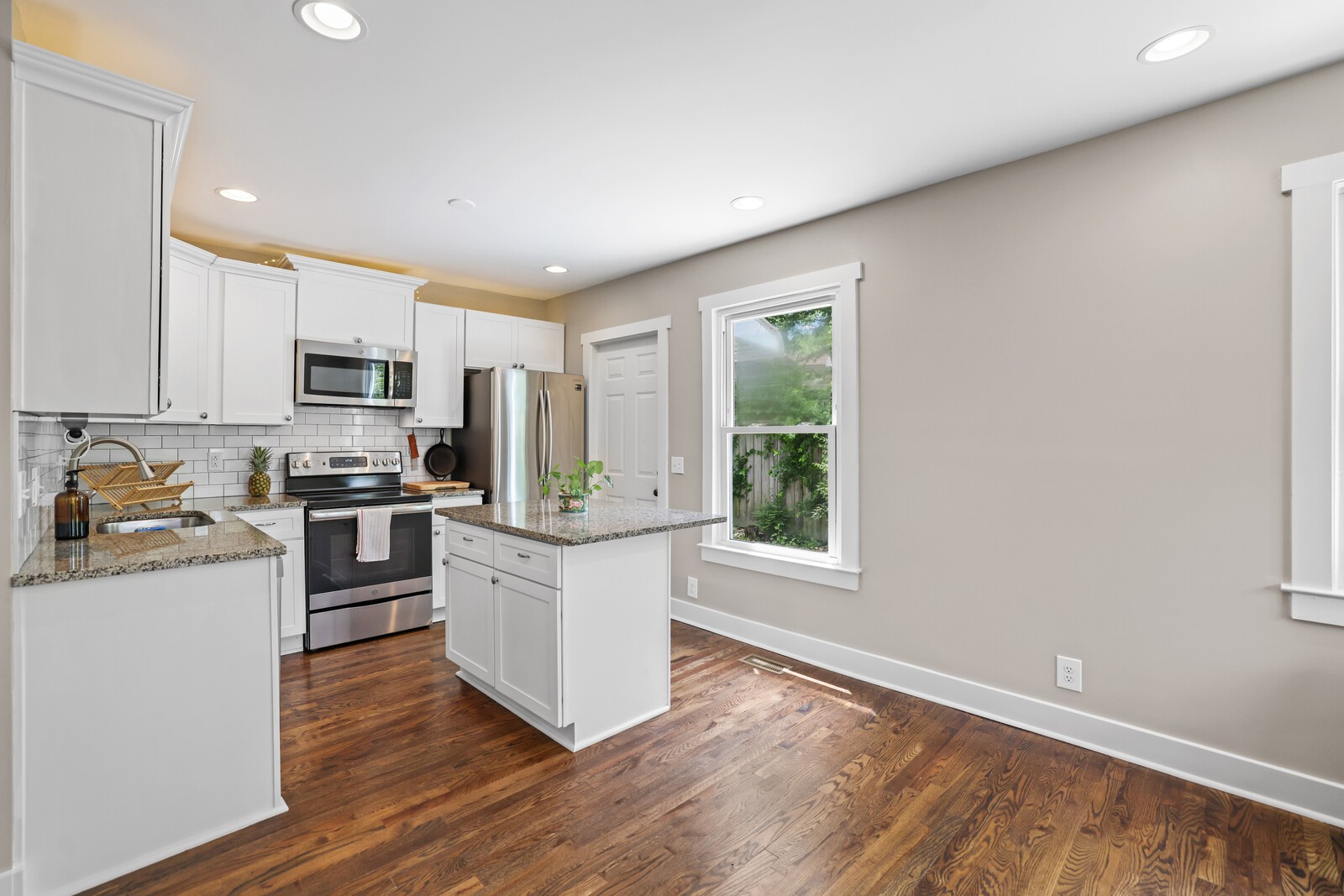 417 Lanier Dr