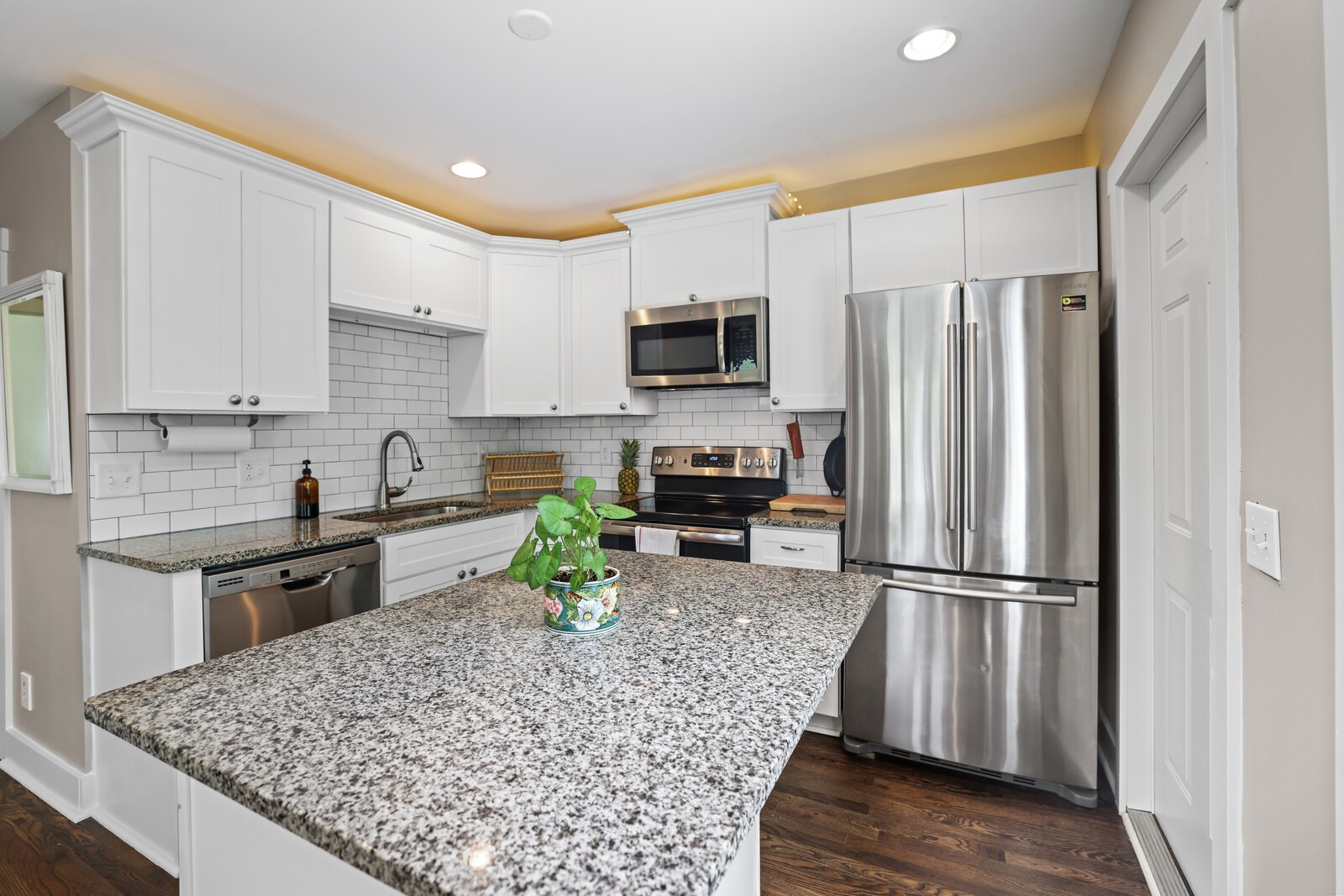 417 Lanier Dr