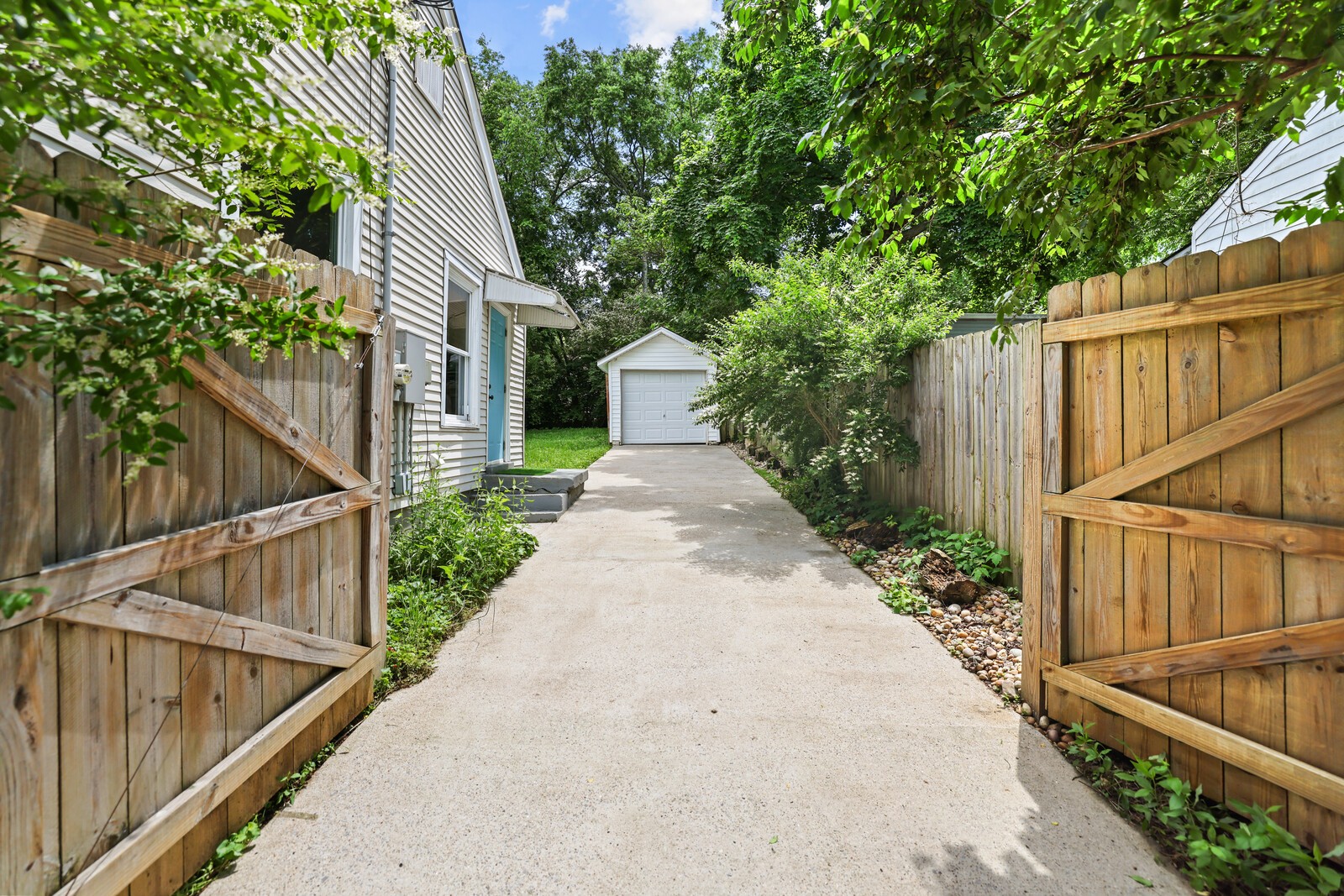 417 Lanier Dr