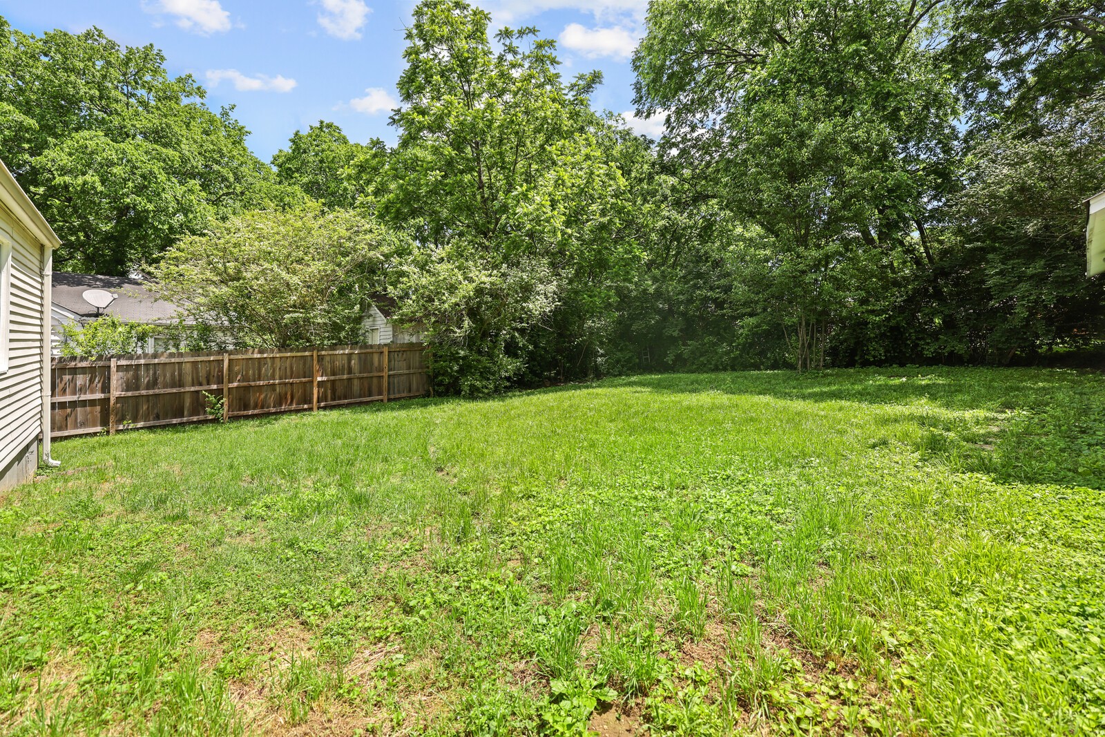 417 Lanier Dr