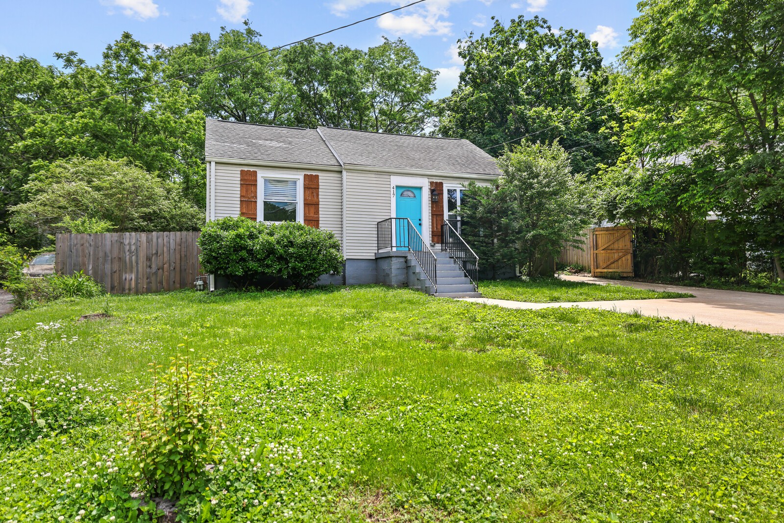 417 Lanier Dr