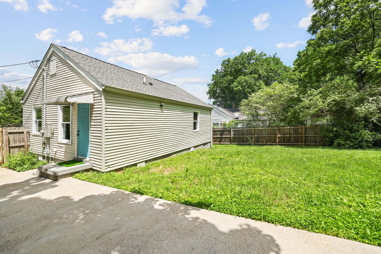 417 Lanier Dr