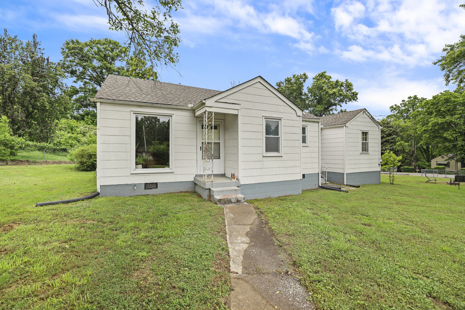 732 Drummond Dr