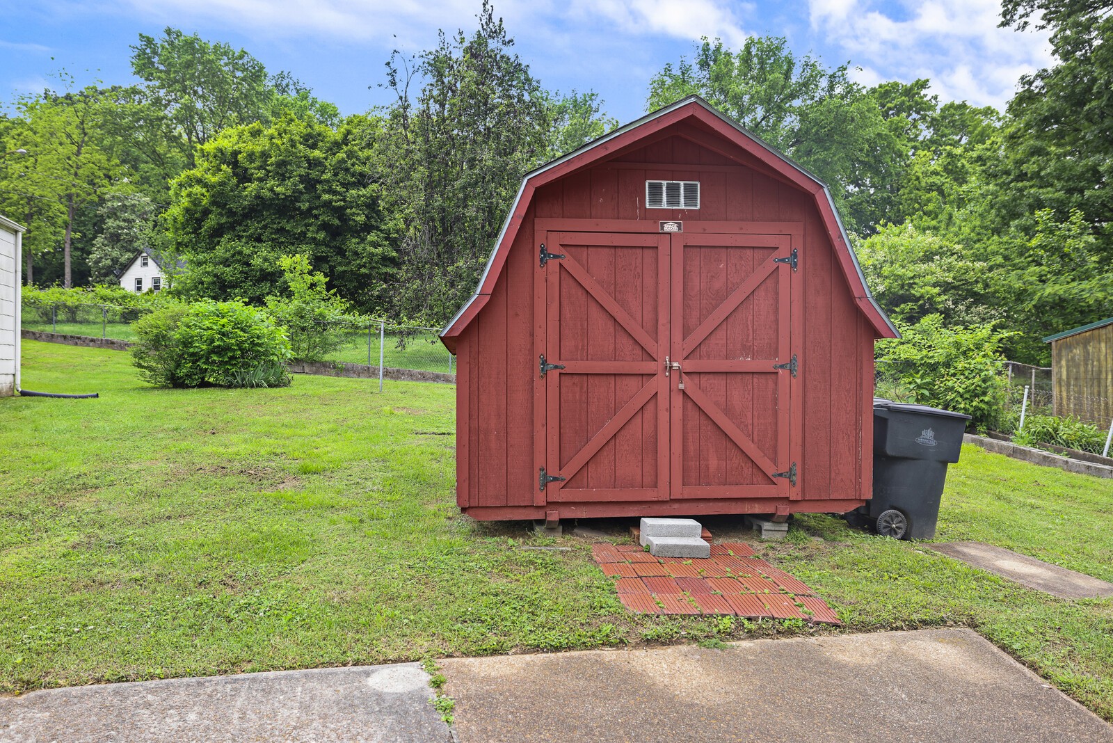 732 Drummond Dr