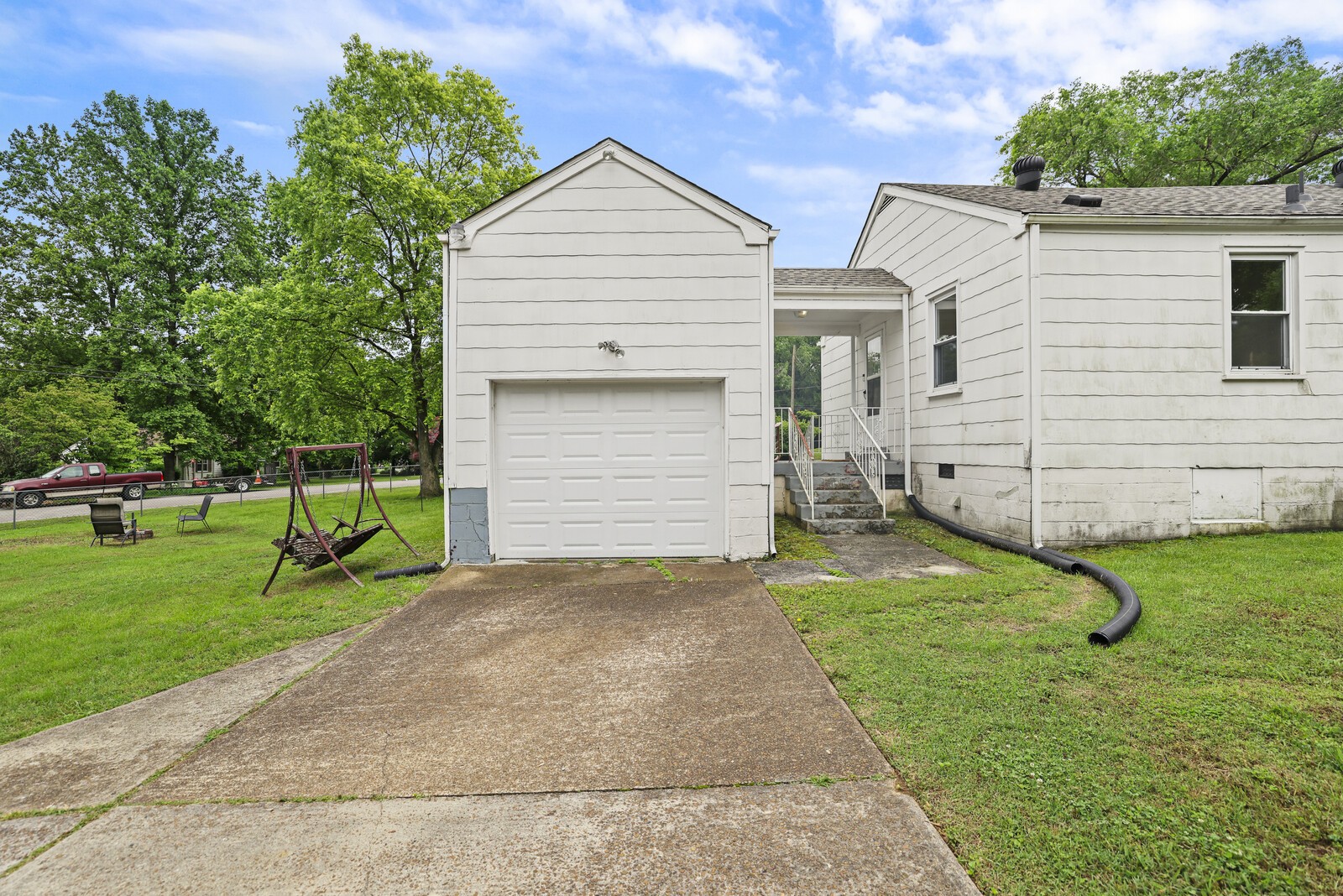 732 Drummond Dr