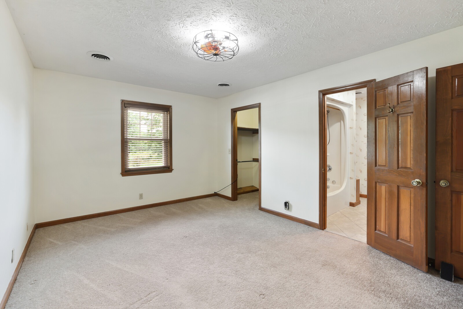 1361 Madison Creek Rd