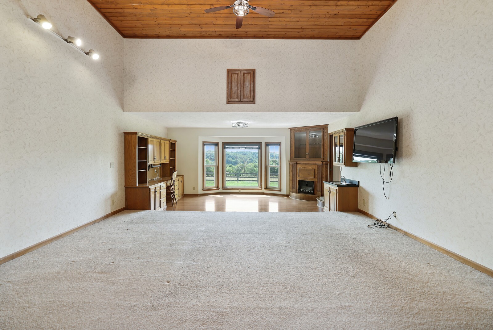 1361 Madison Creek Rd