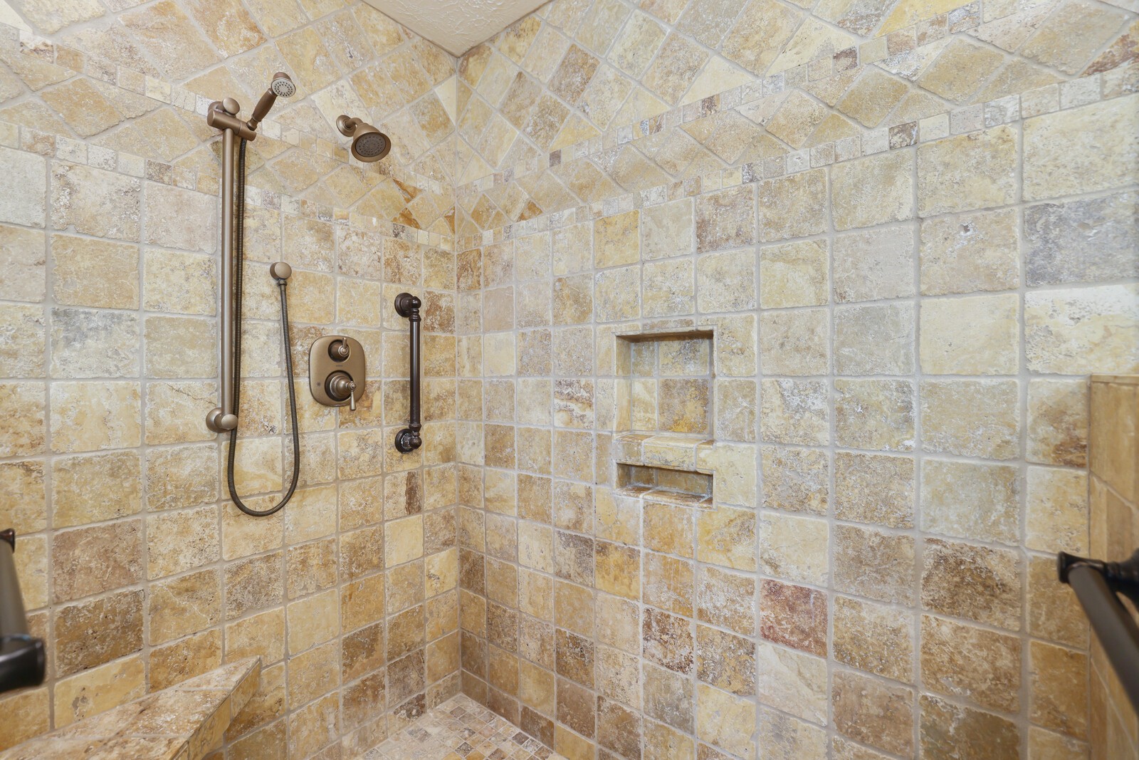 1361 Madison Creek Rd