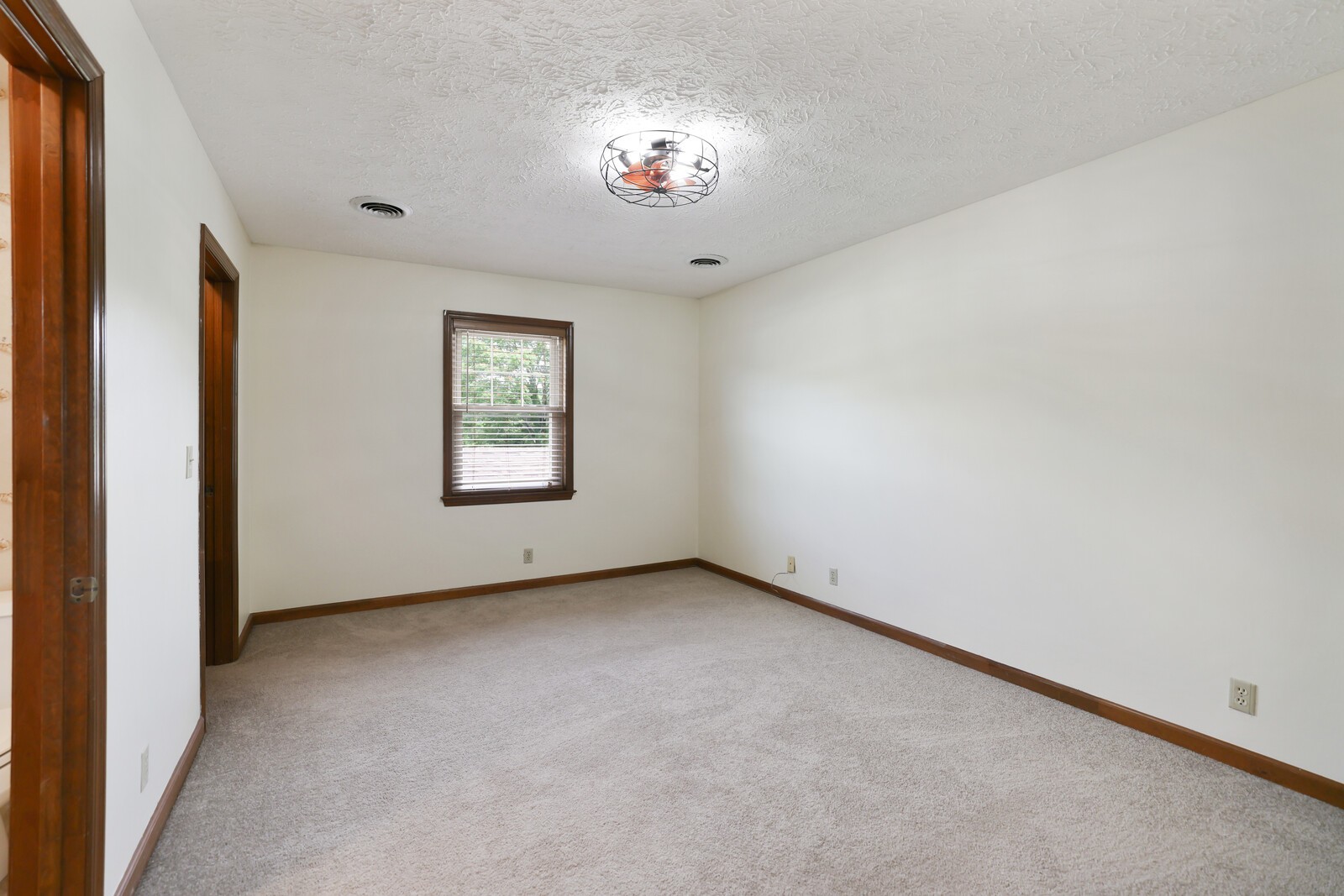 1361 Madison Creek Rd