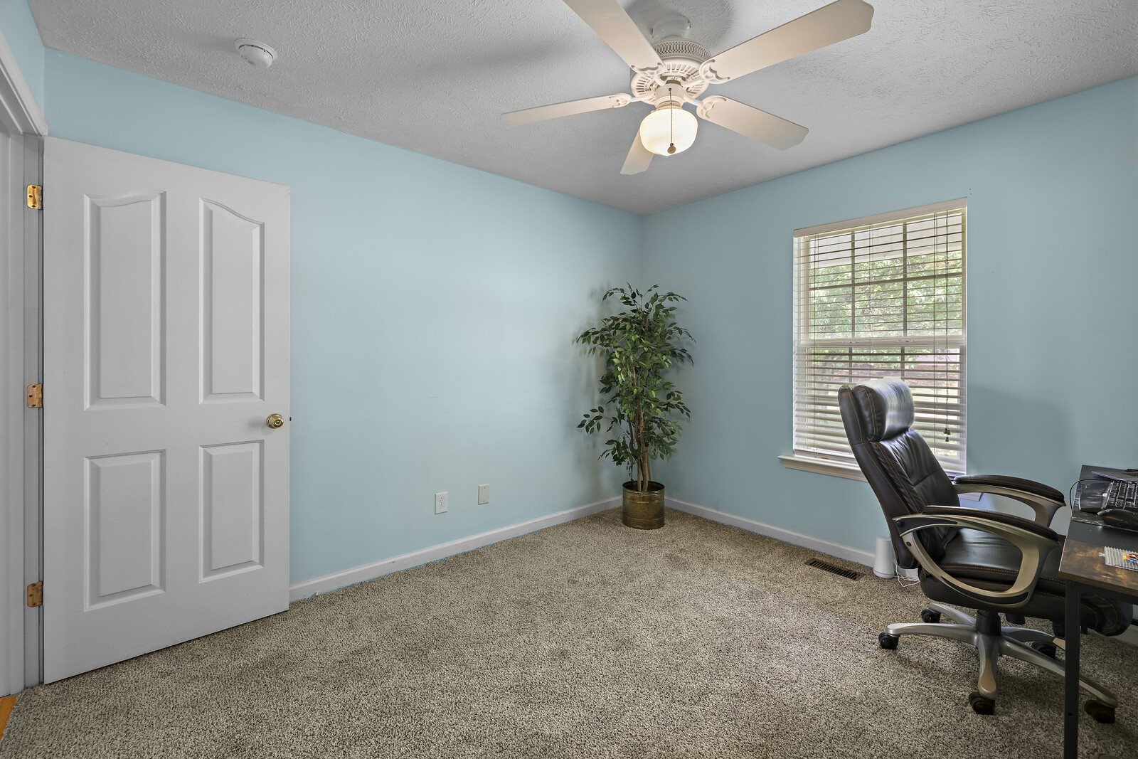 112 Vassar Ct