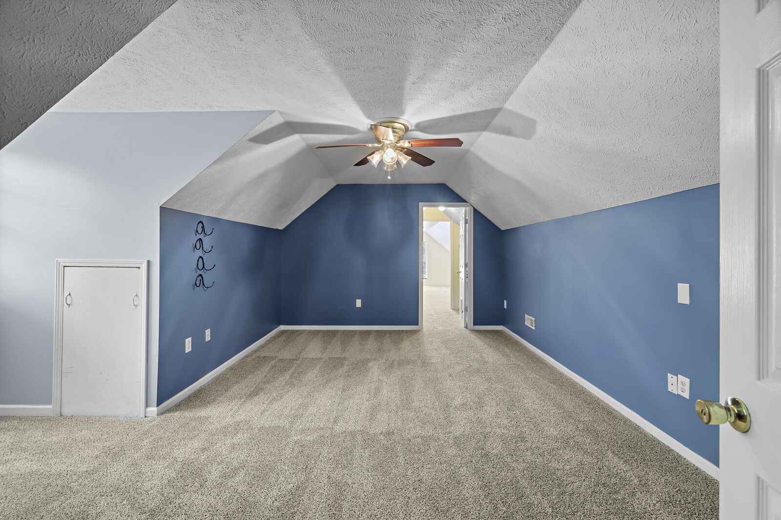 112 Vassar Ct