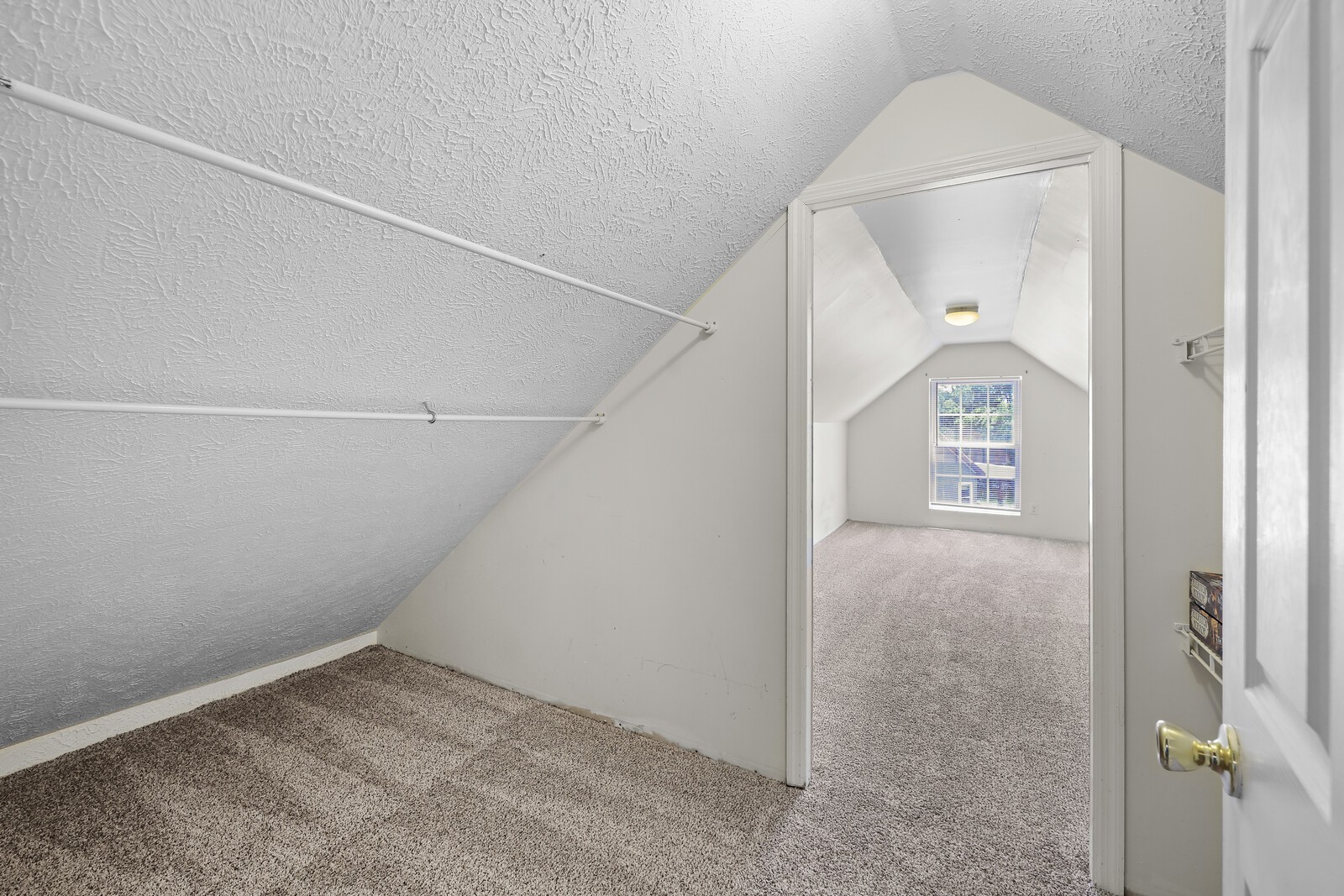 112 Vassar Ct