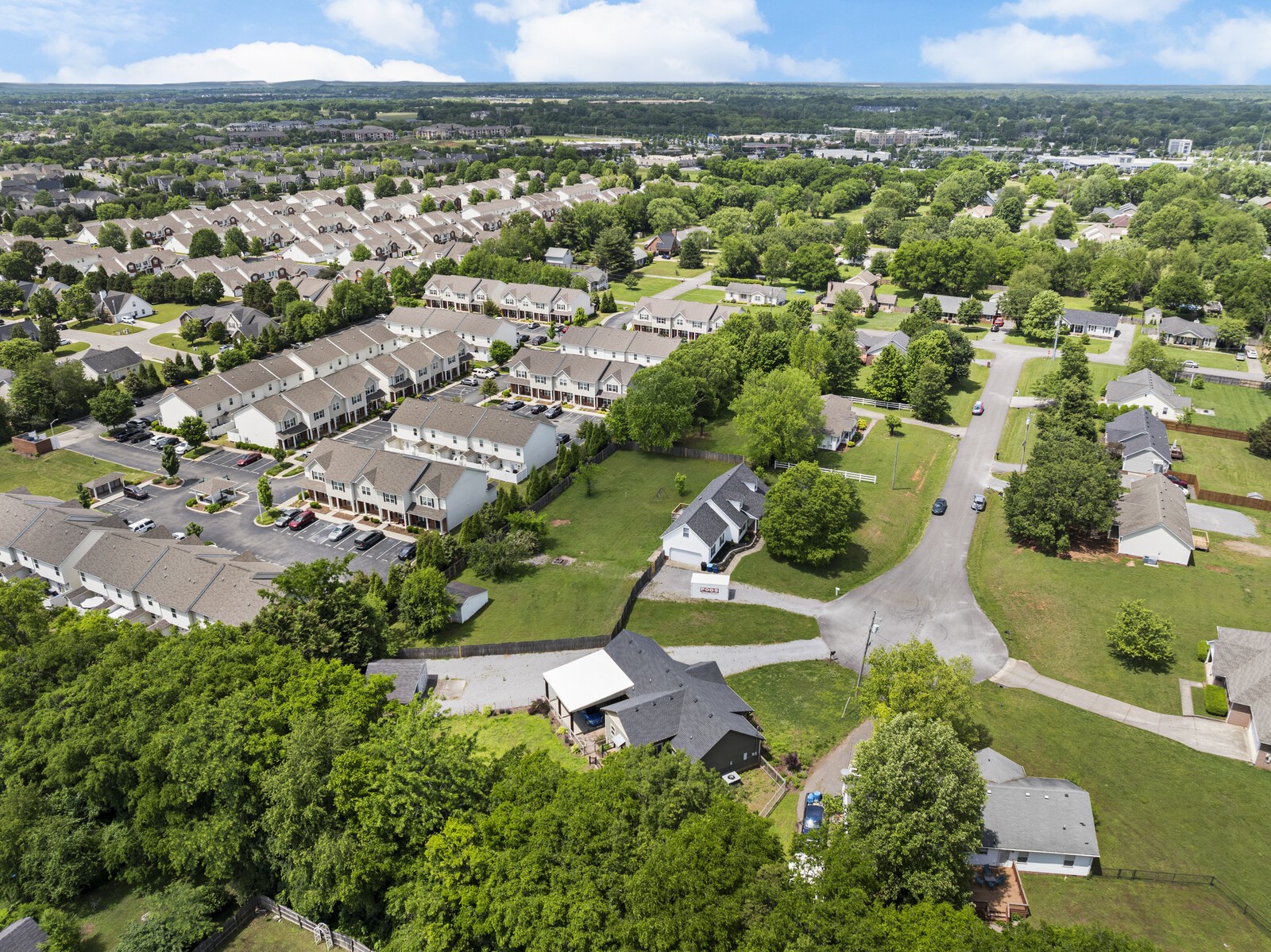 112 Vassar Ct