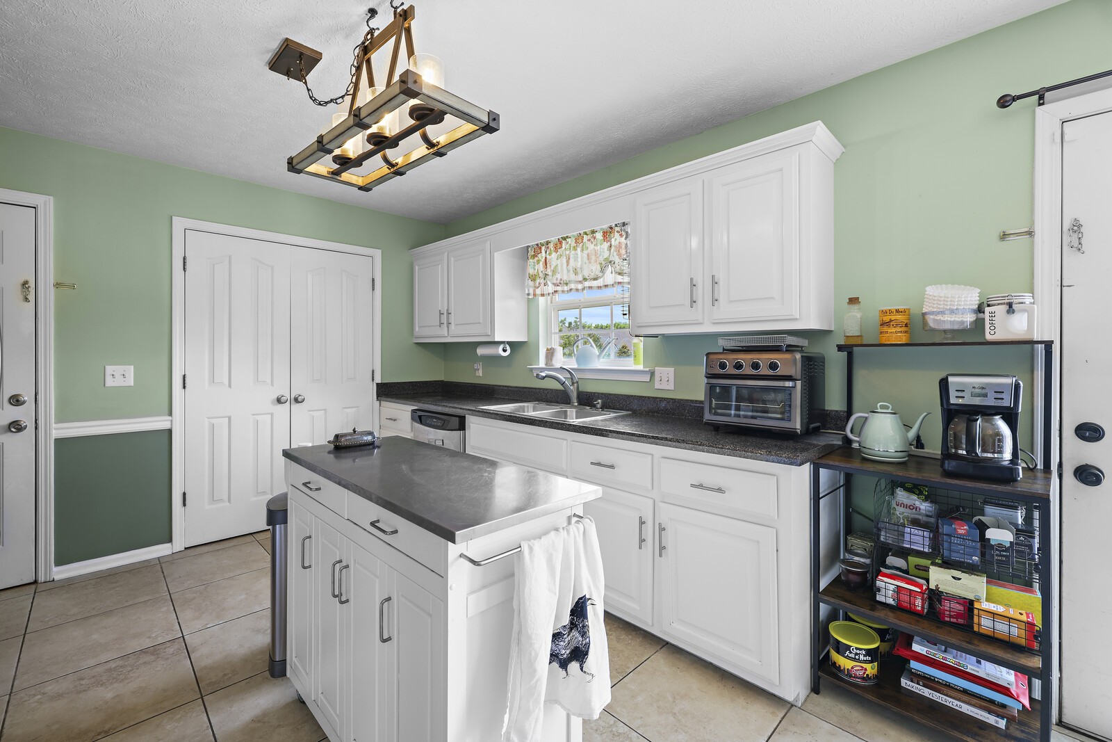 112 Vassar Ct