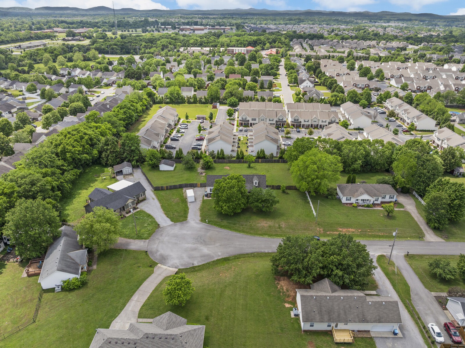 112 Vassar Ct