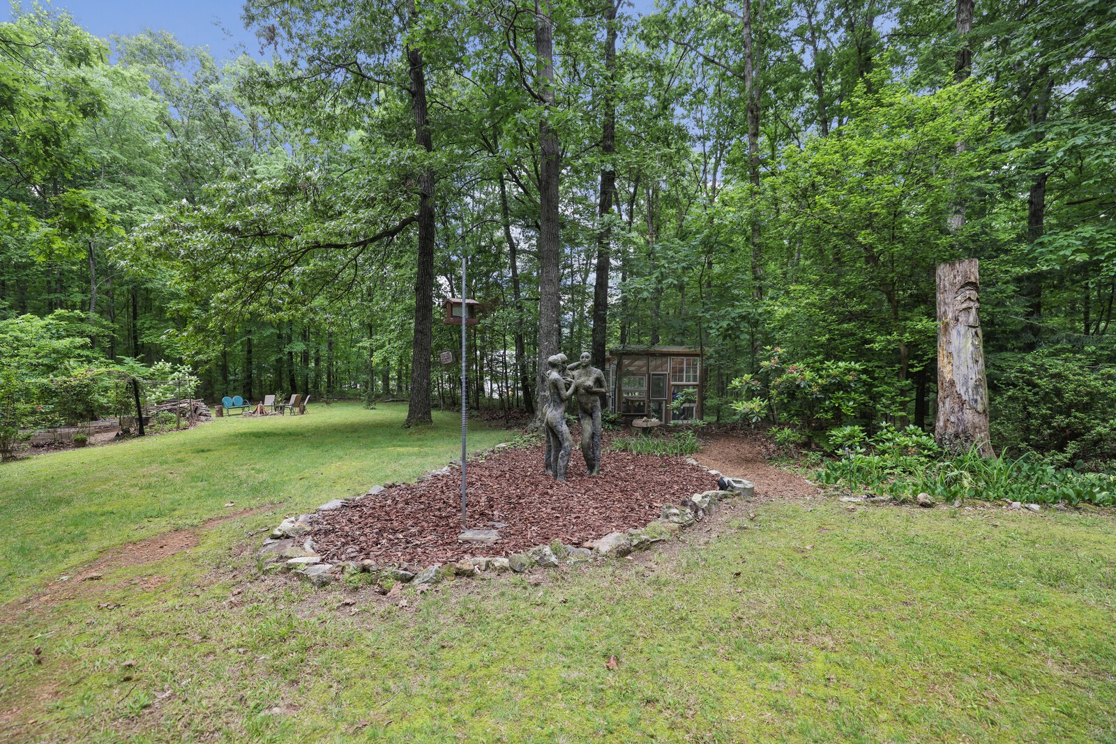 7261 Kingston Rd