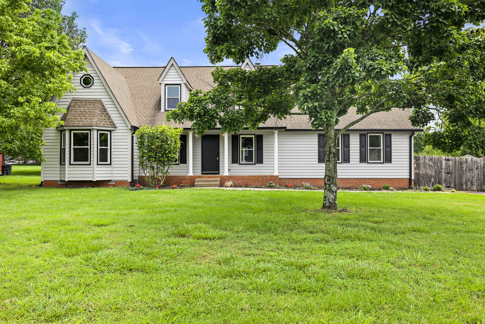 8351 Stewarts Bend Dr