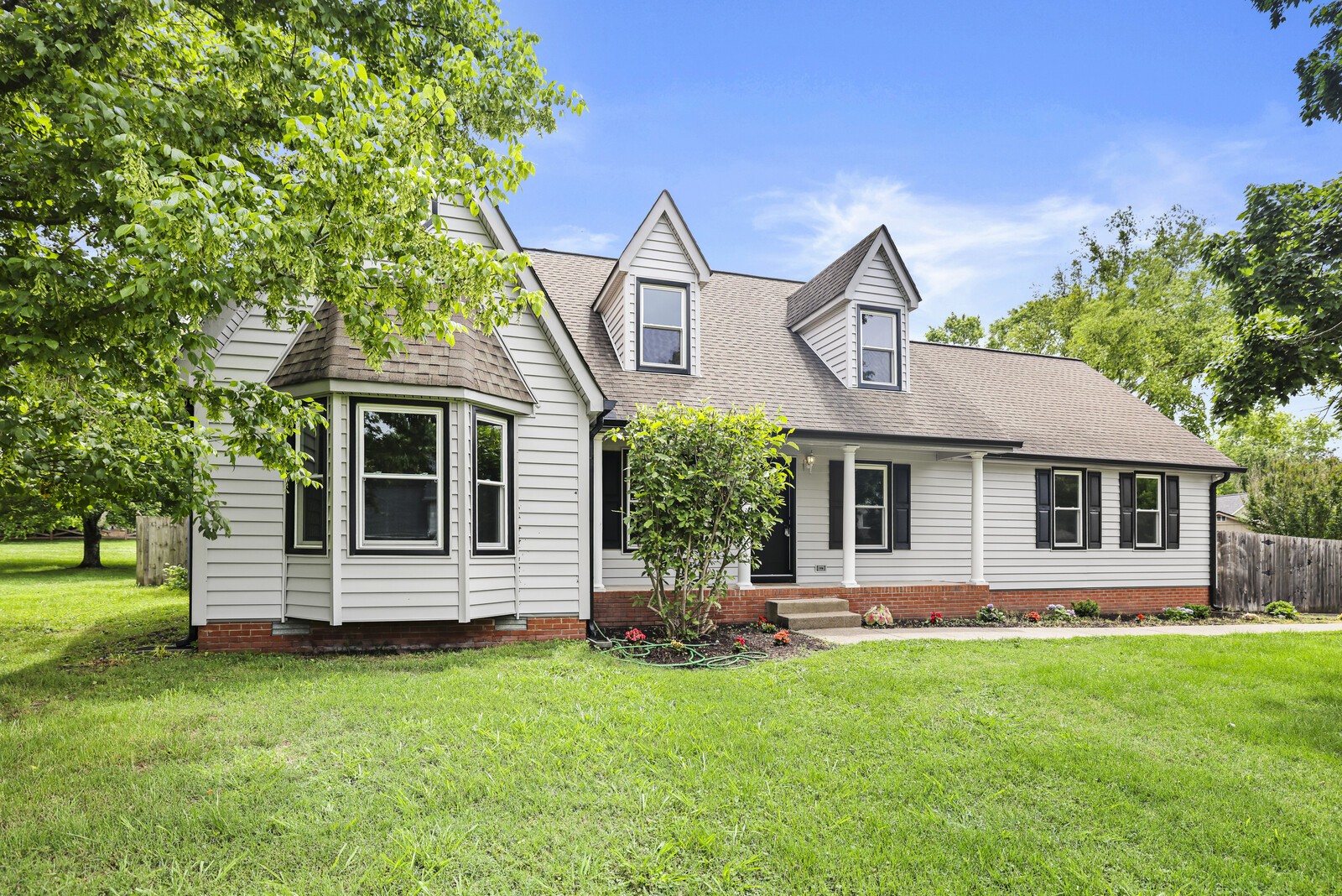 8351 Stewarts Bend Dr