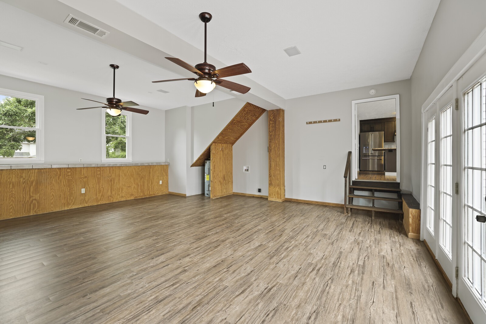 8351 Stewarts Bend Dr