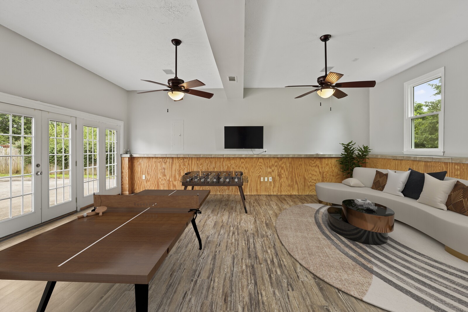 8351 Stewarts Bend Dr