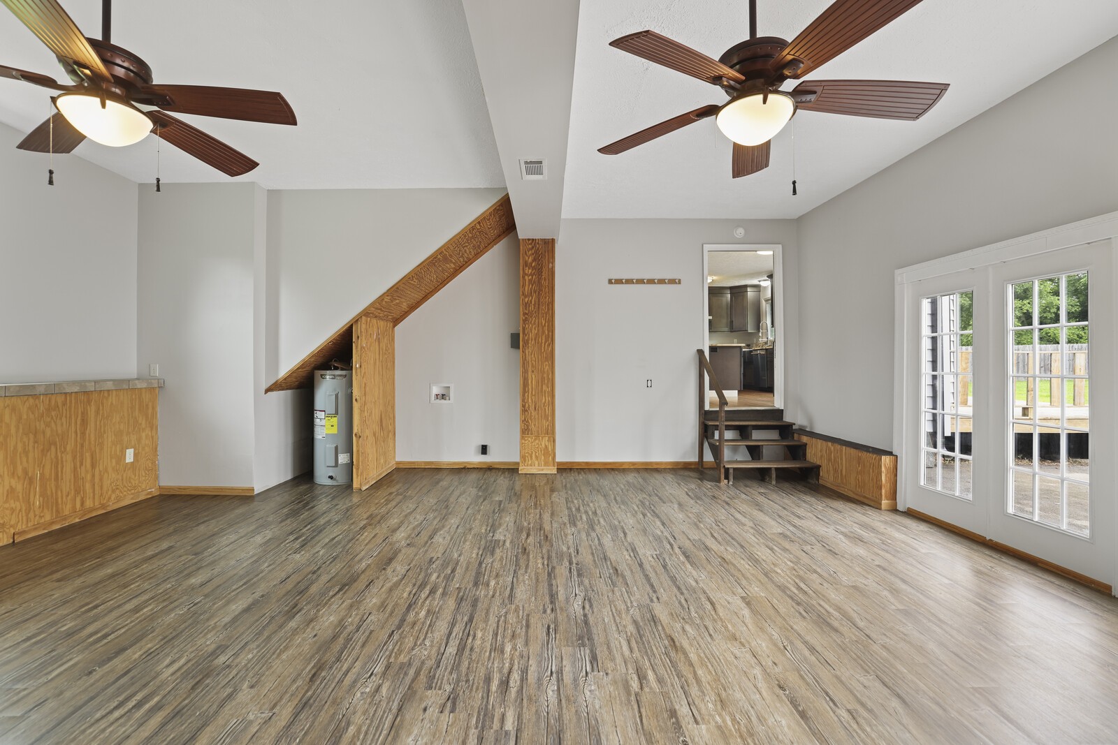 8351 Stewarts Bend Dr