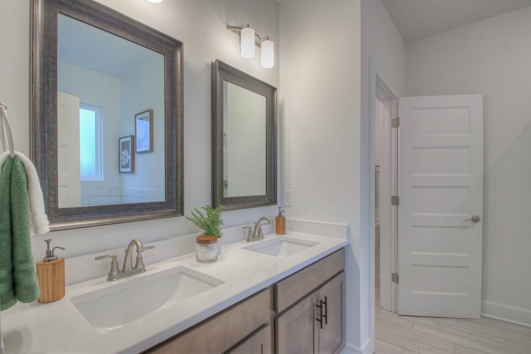 334 Triple Crown Cir