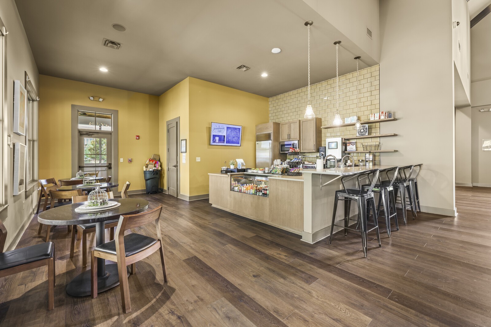 380 Gingerwood Ln