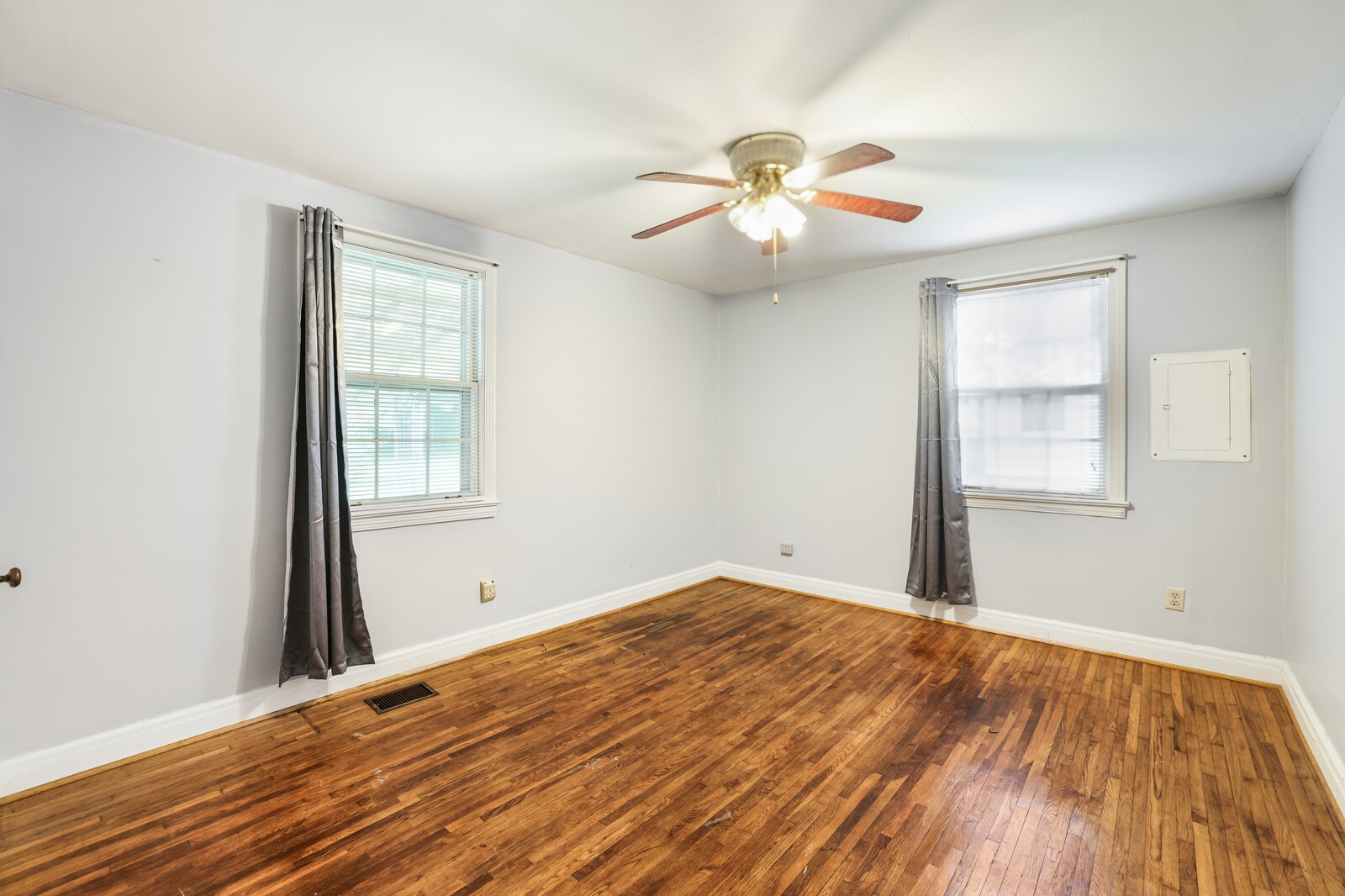 106 DuPont Ave