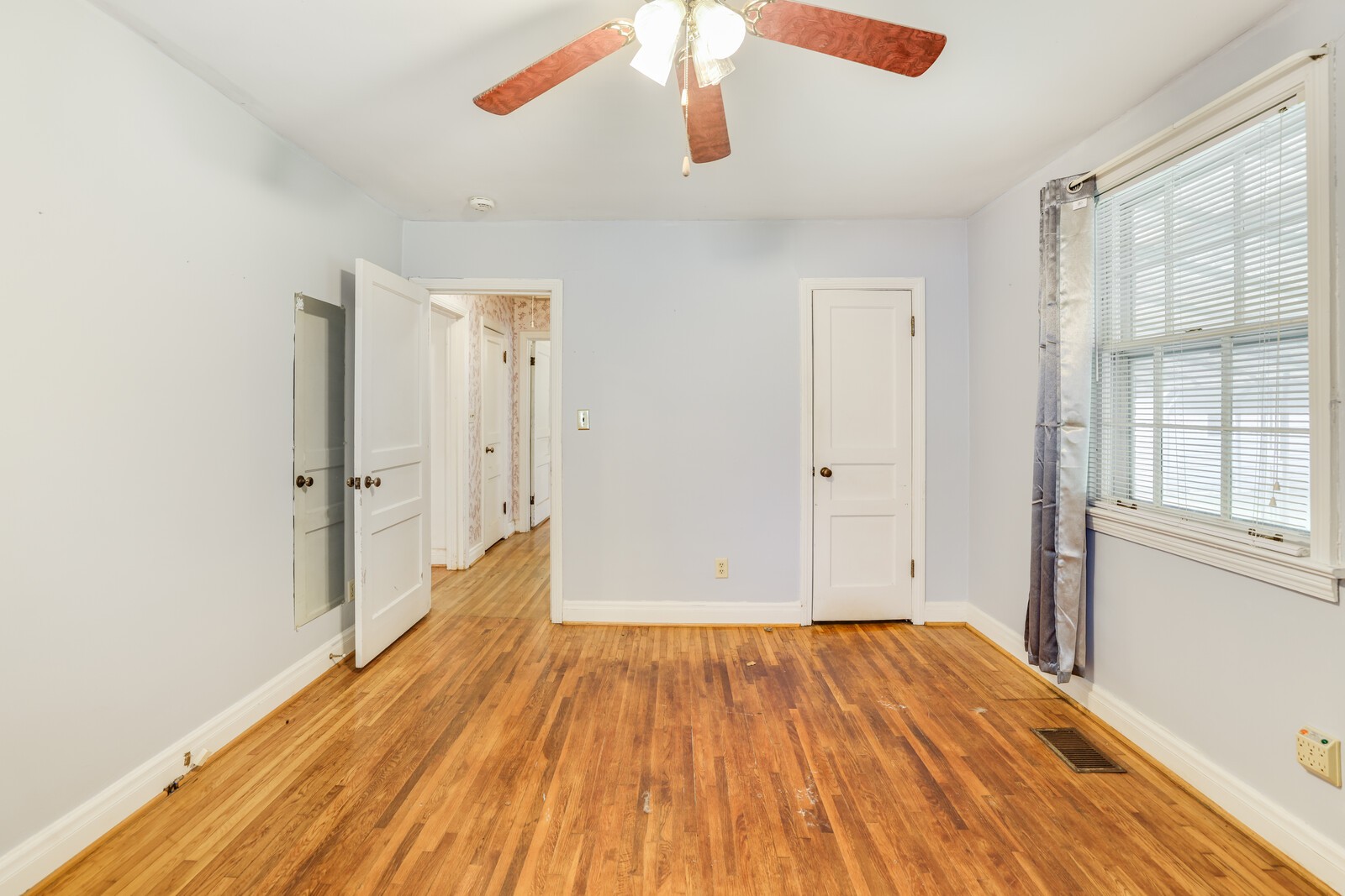 106 DuPont Ave