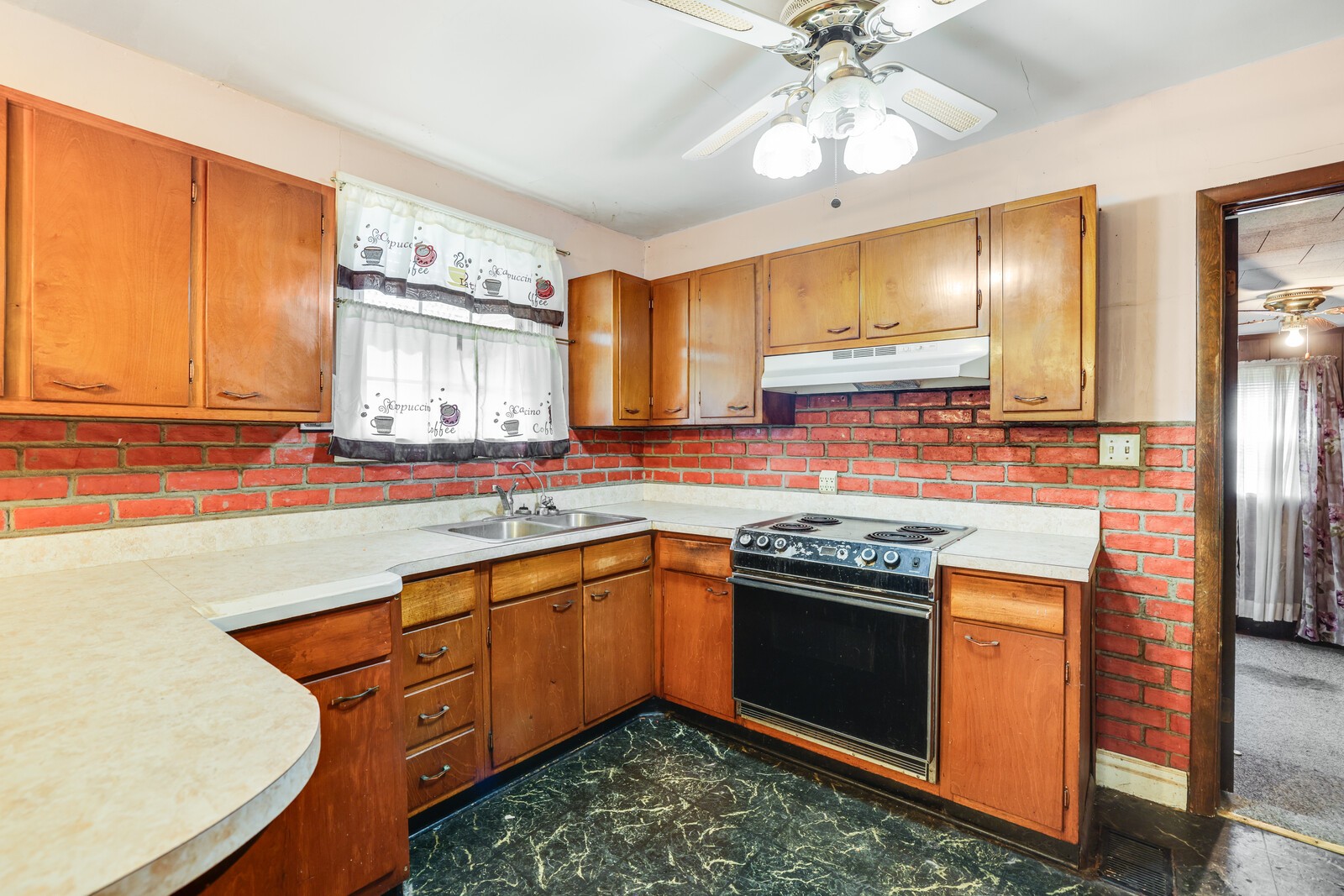 106 DuPont Ave