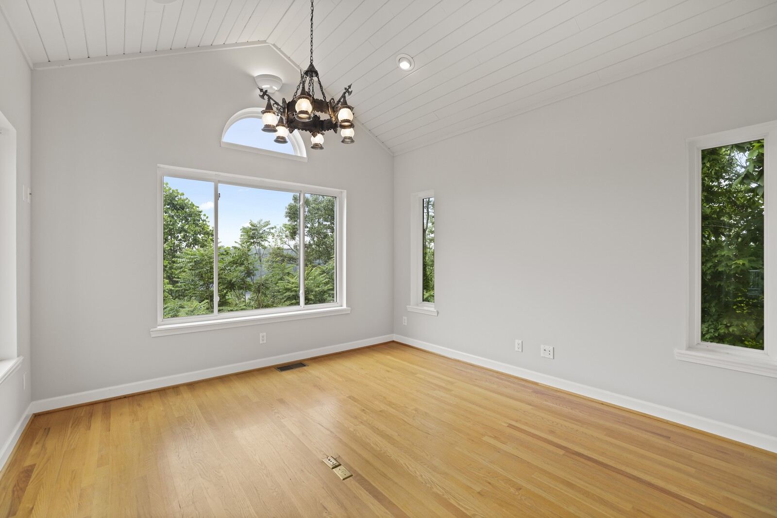 1853 Lafever Ridge Rd