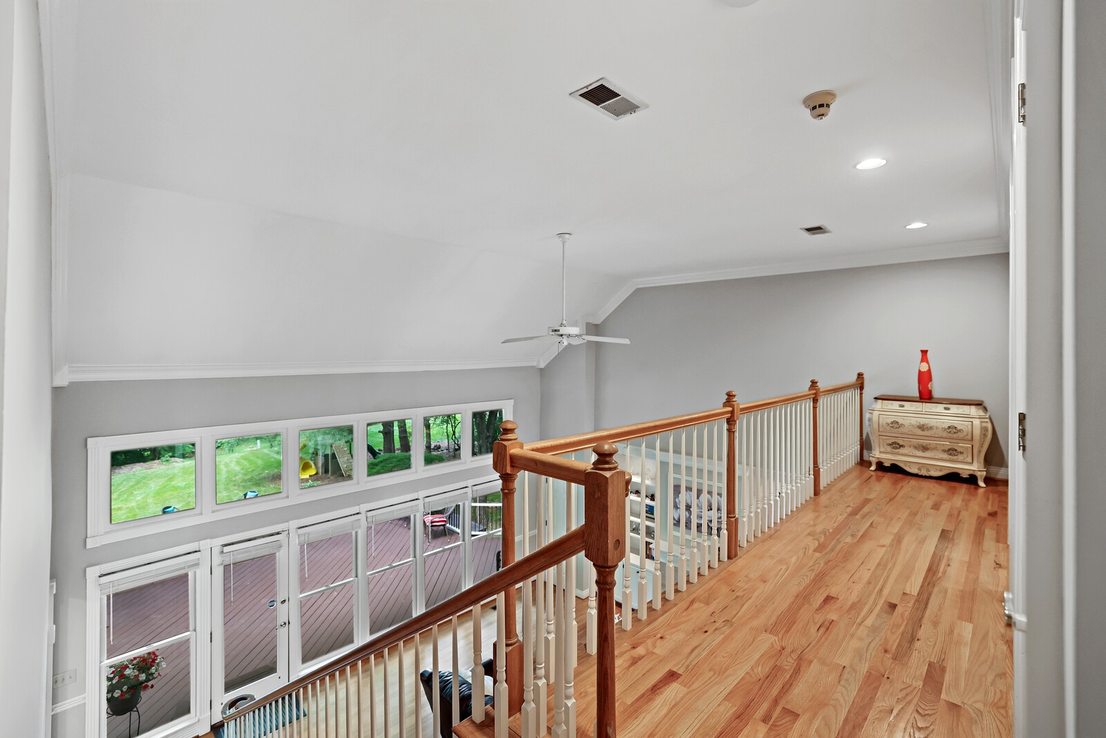 9326 Navaho Dr