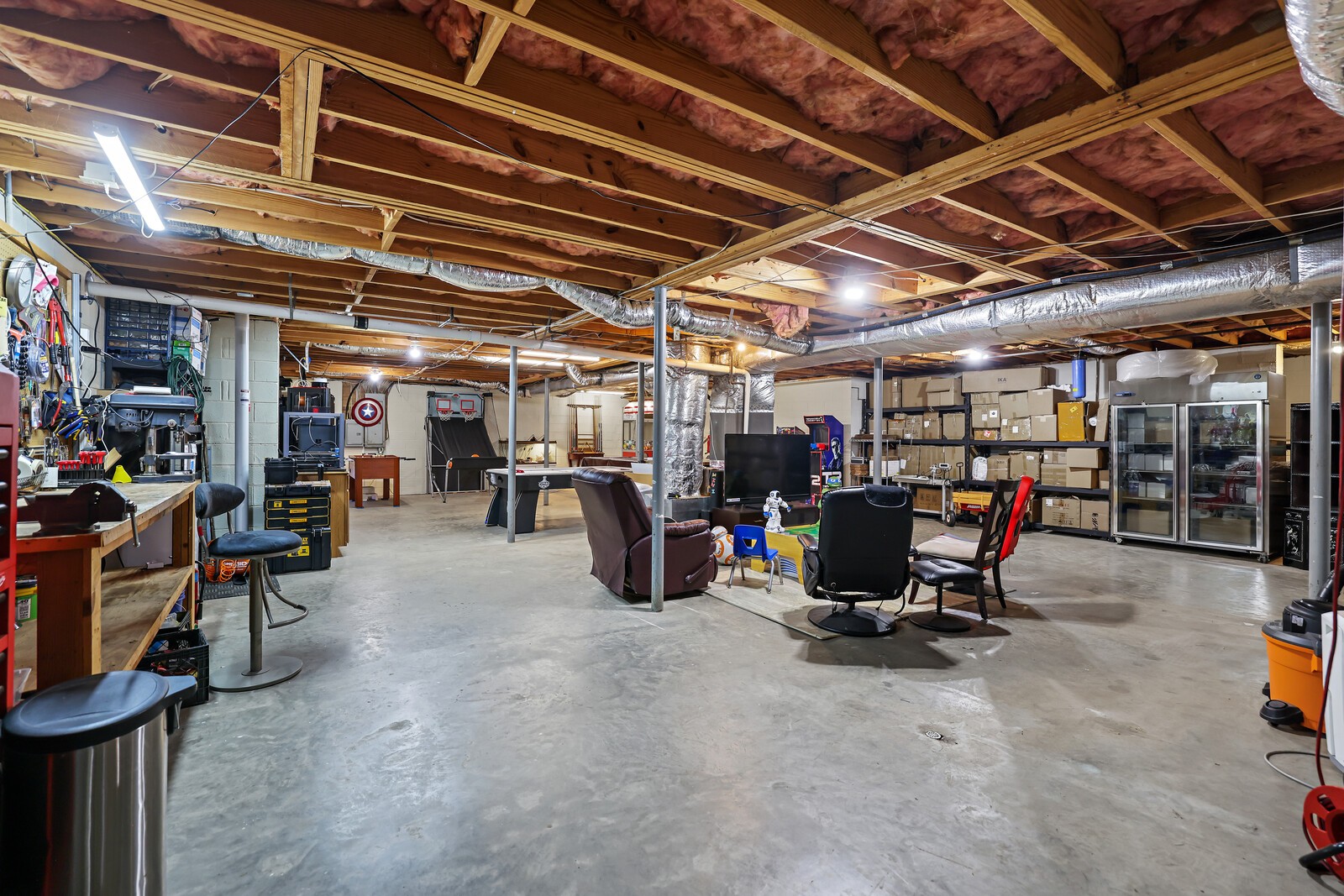 9326 Navaho Dr