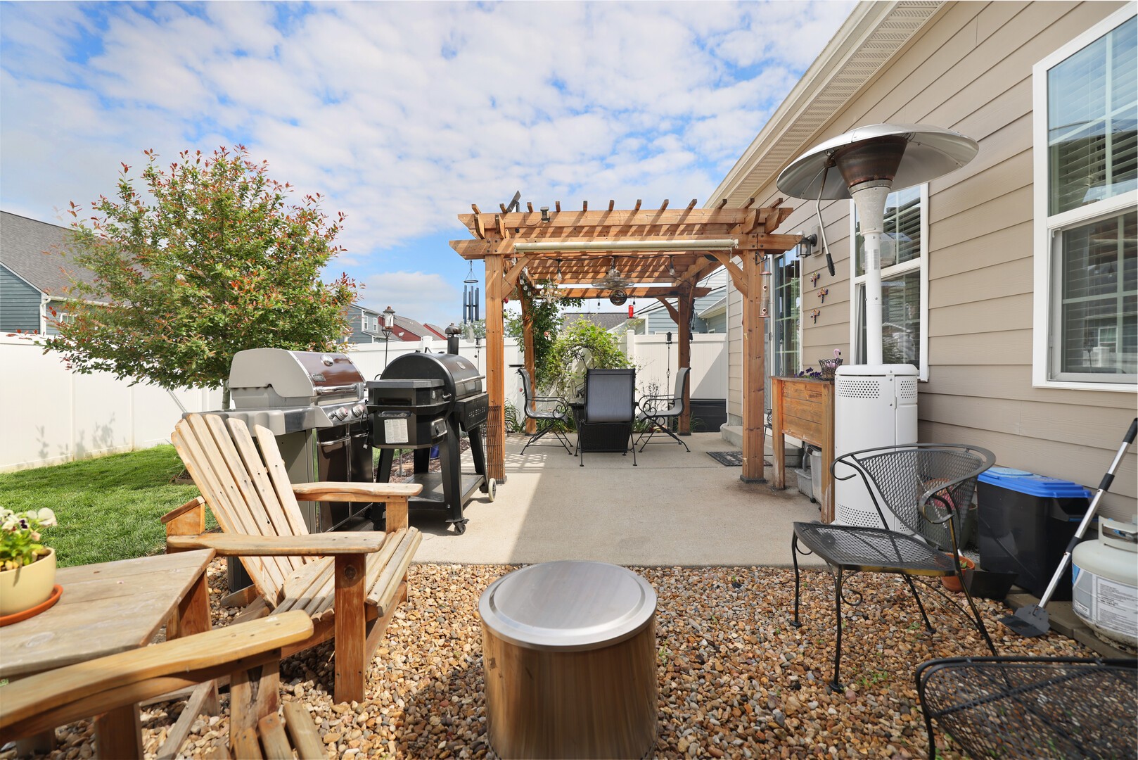 2844 Bluestem Ln