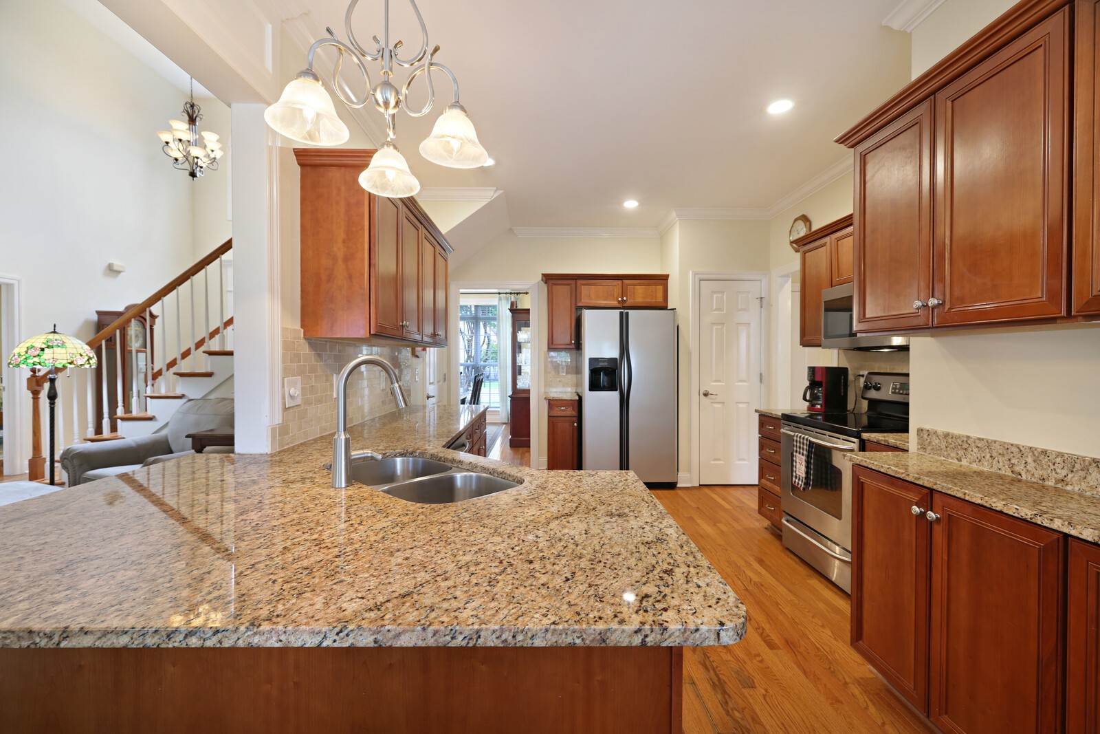 3020 Brookside Path