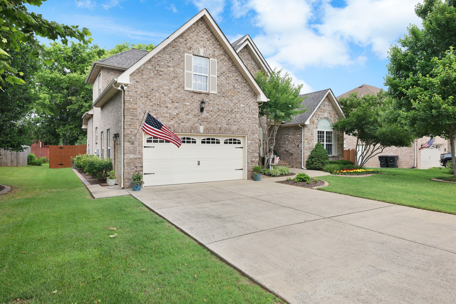 3020 Brookside Path