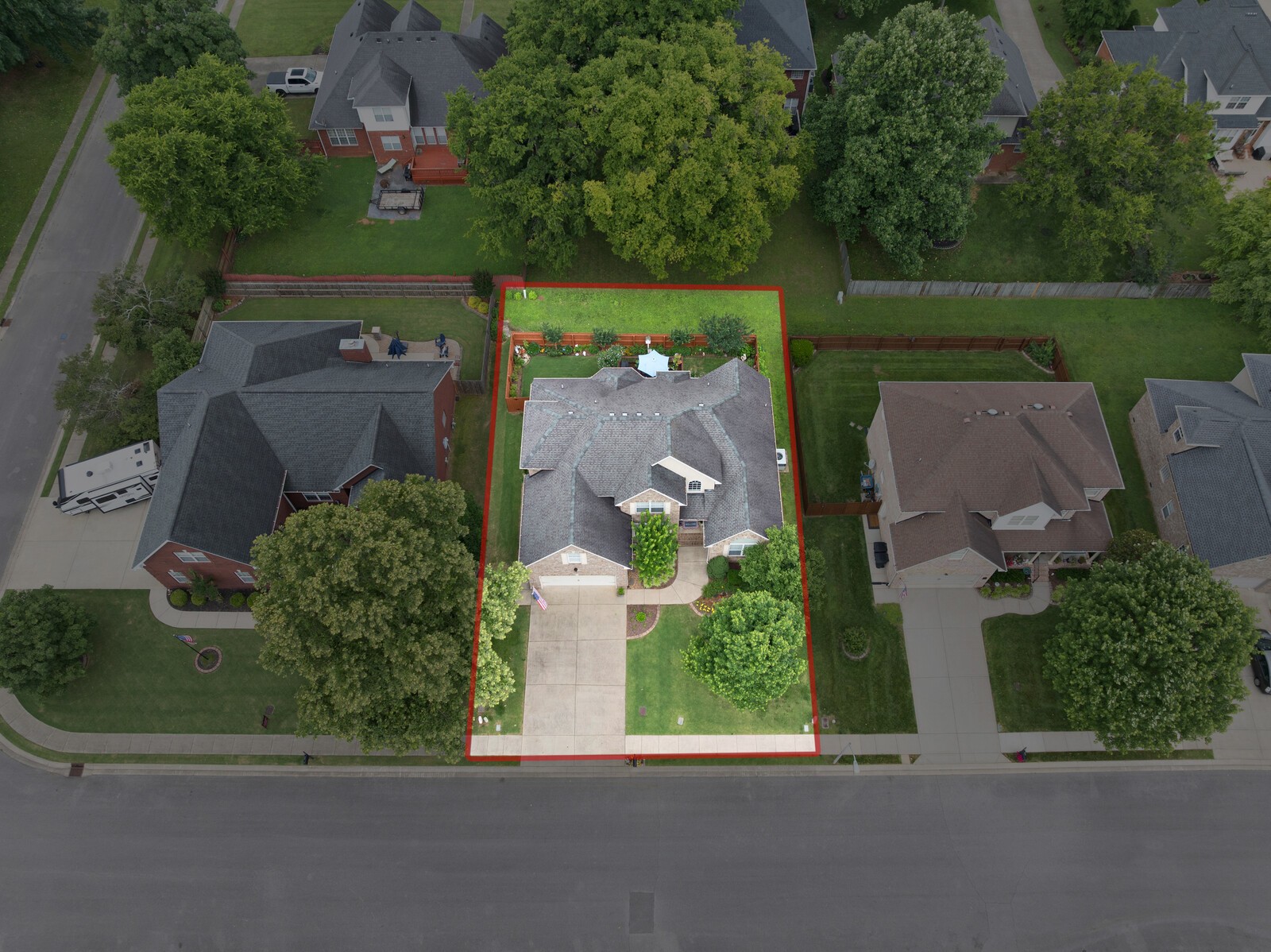 3020 Brookside Path
