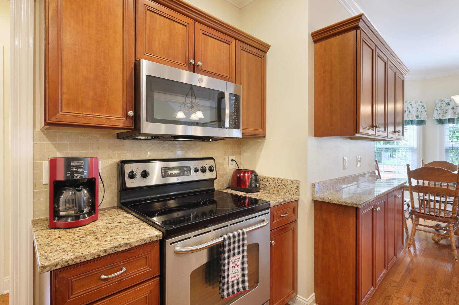 3020 Brookside Path