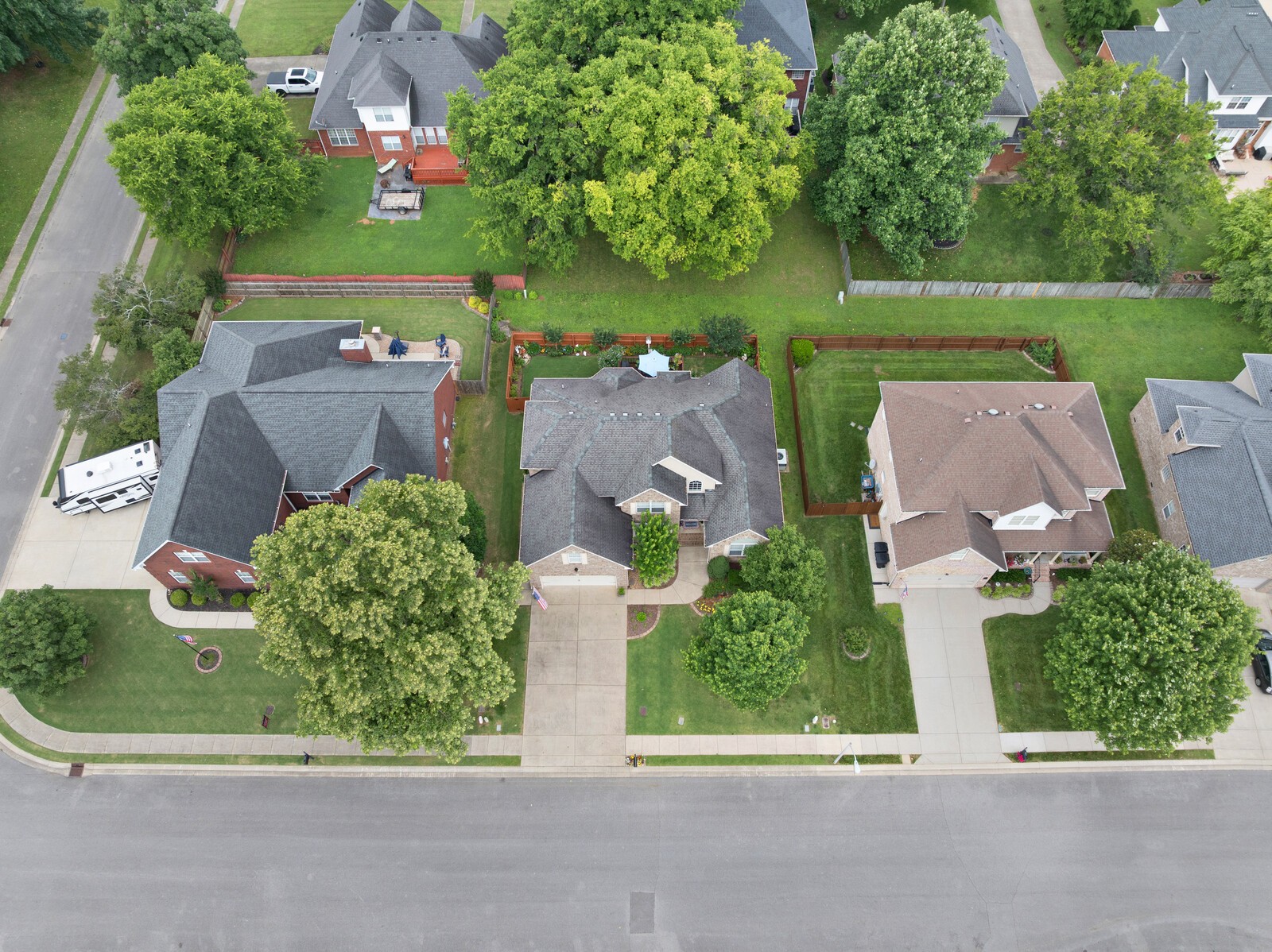 3020 Brookside Path